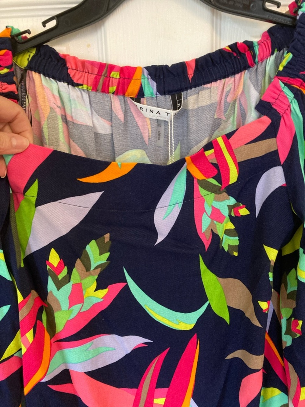 Trina Turk Navy Multicolor Floral Off-Shoulder Puff Sleeve Top - Picture 6 of 11